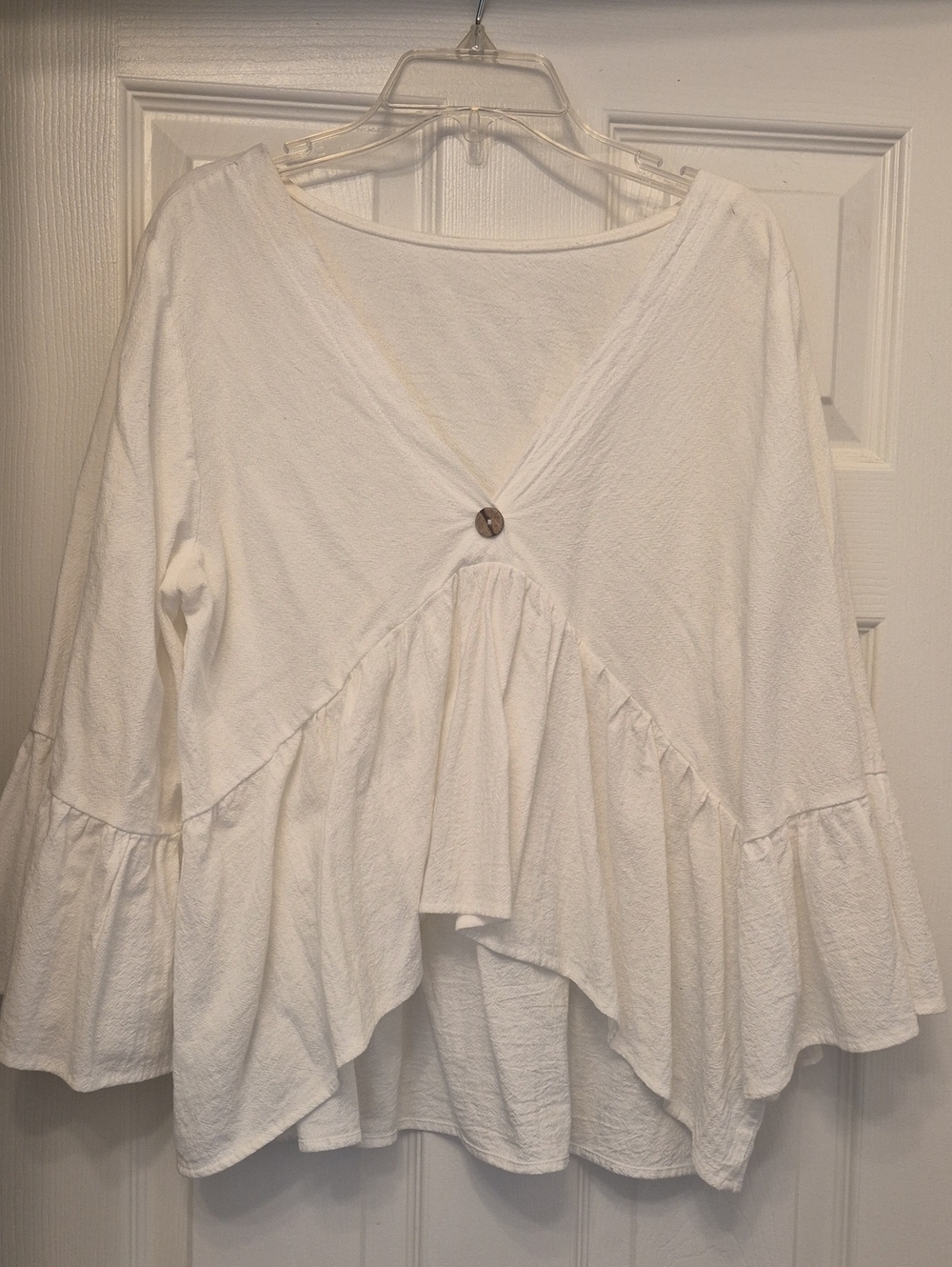 SHEIN White V-Neck Button Peplum Tunic